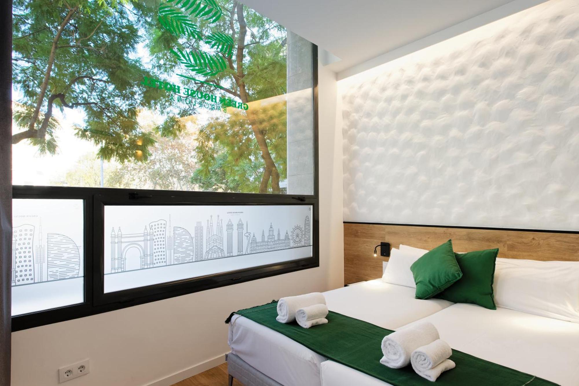 Barna House Hotel 3*
