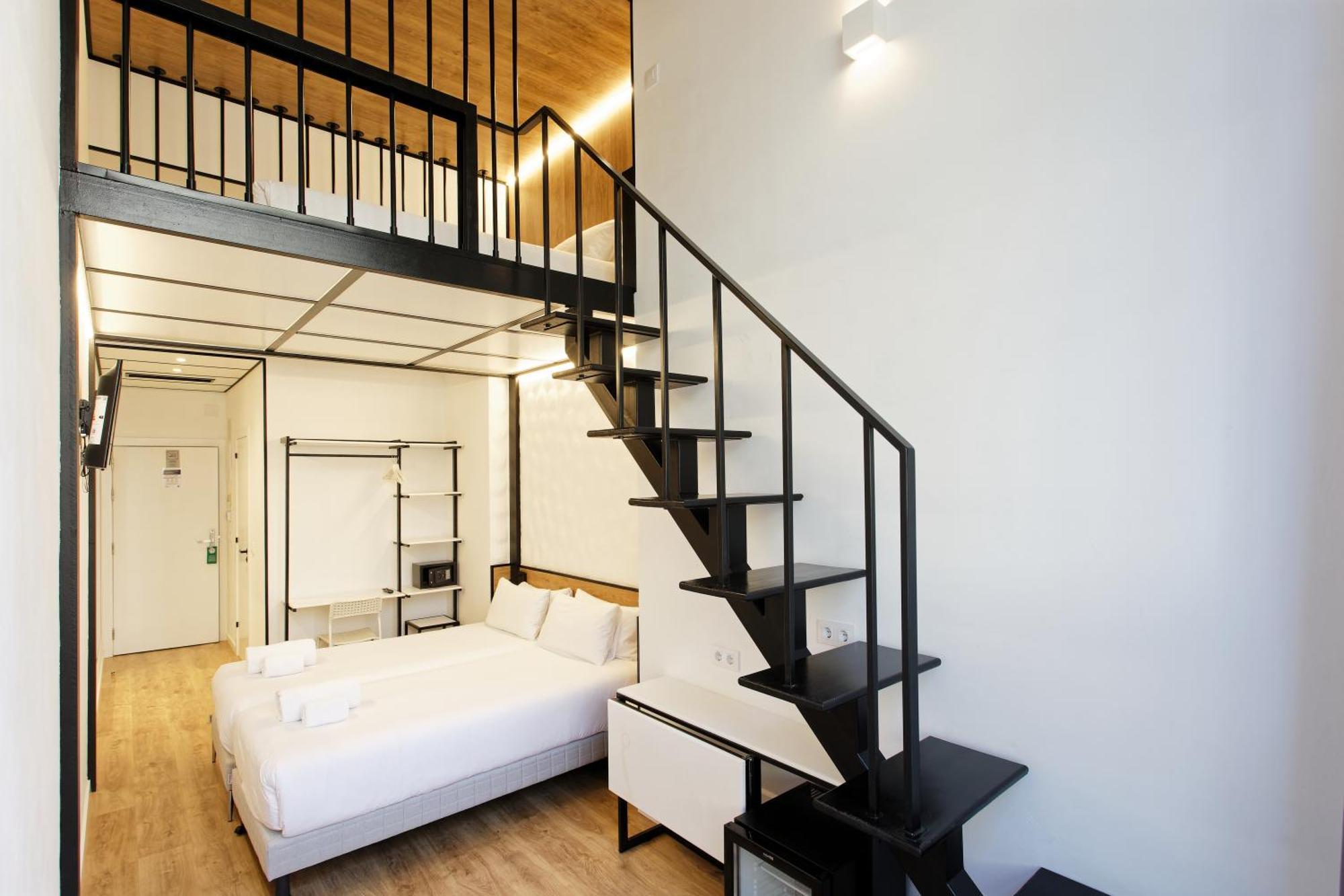Barna House Hotel 3*