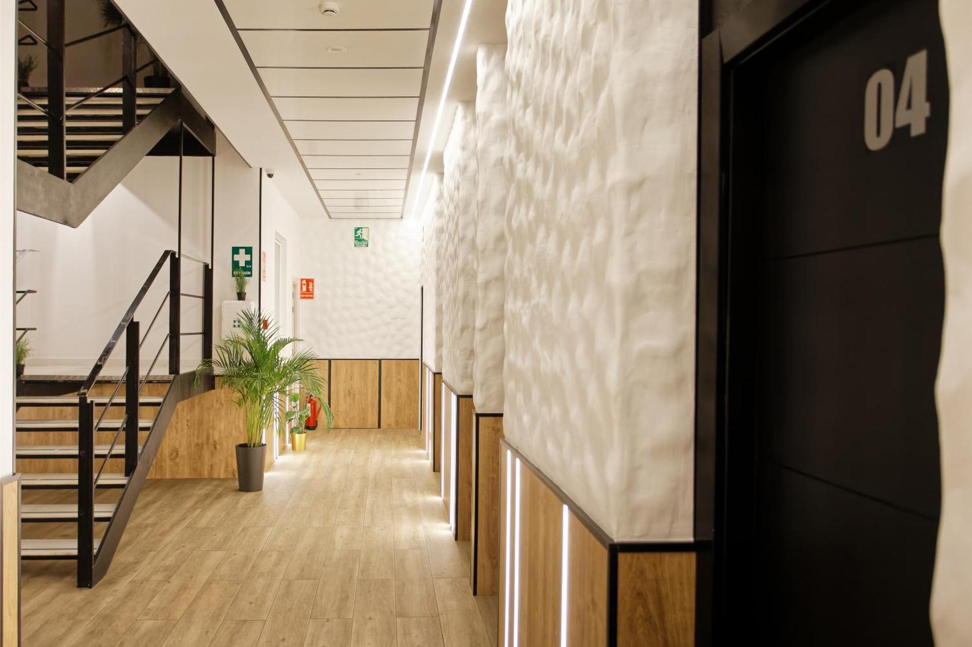Barna House Hotel 3*